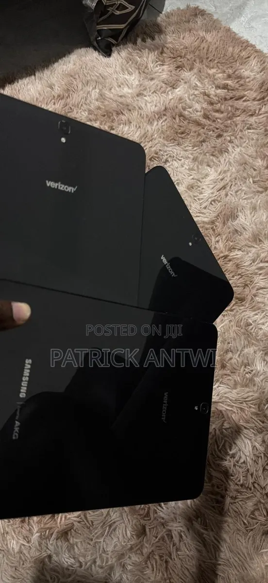 Samsung Galaxy Tab 3 Lite 7.0 32 GB Black · Photo 1