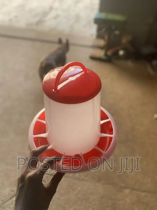 Poultry Drinkers and Feeders (1,3,6,10,12kg/L) · Photo 1