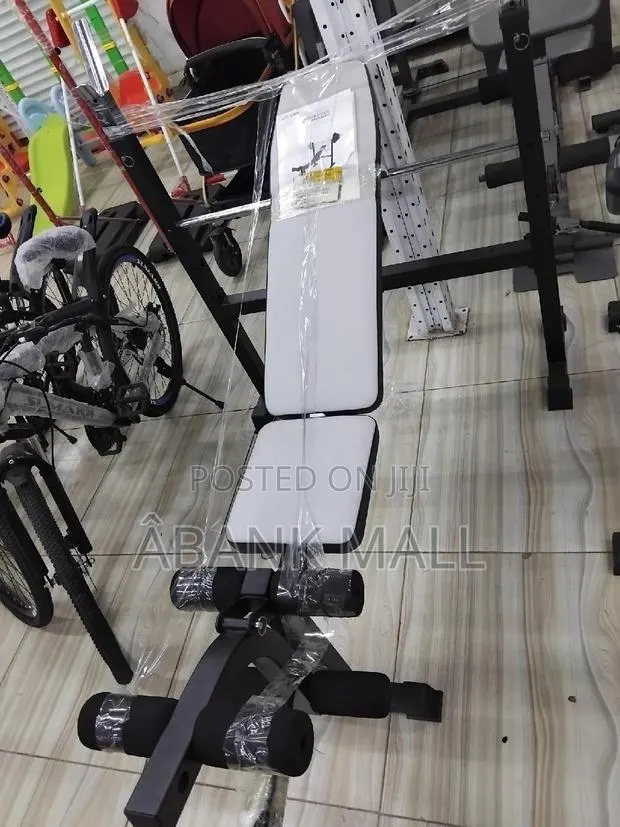 Gym Bench/Weight Bench · Photo 1