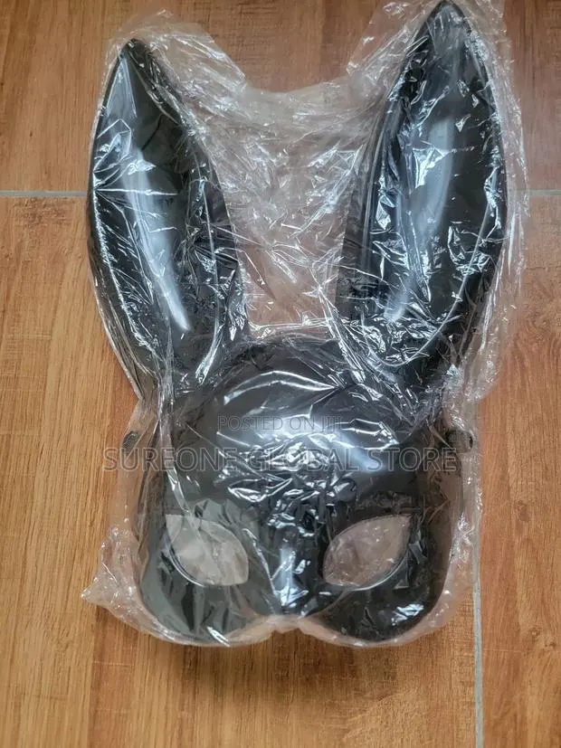 Rabbit Mask Dance Party Diamond · Photo 1