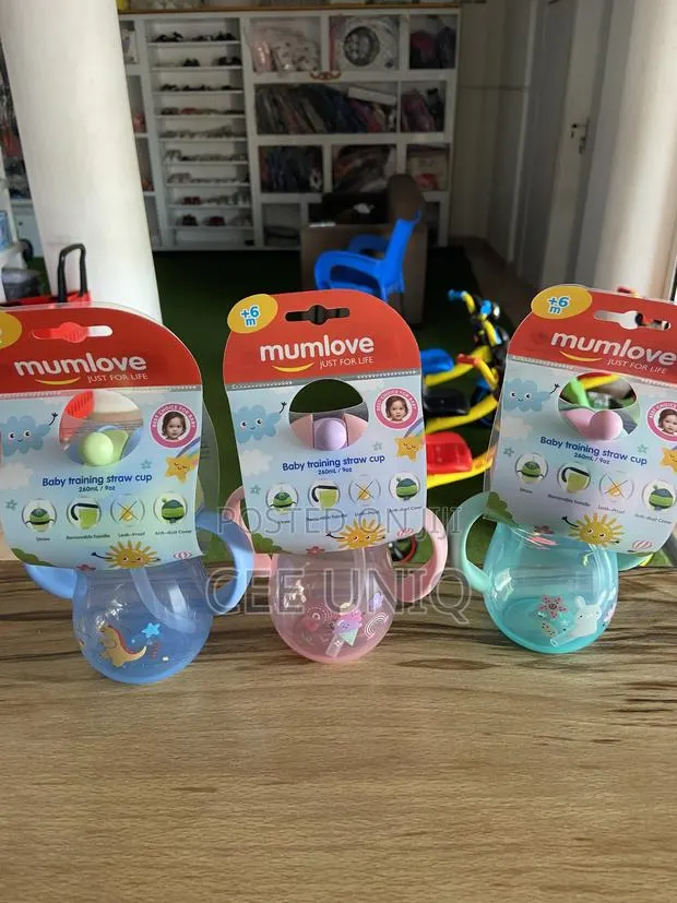 Mumlove Baby Training Straw Cup · Photo 1