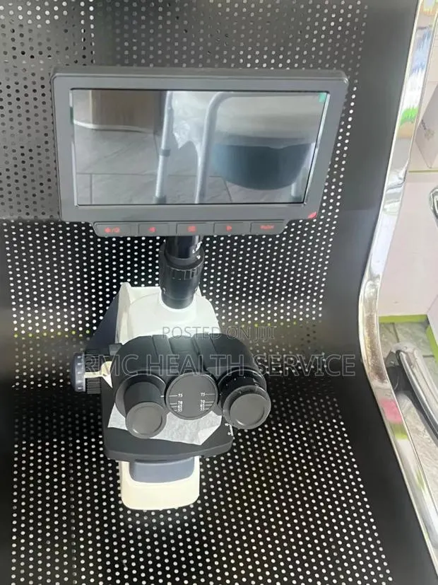 Microscope With Screen (Digital Microscope) · Photo 1