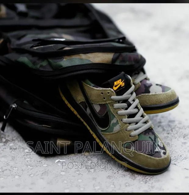 Nike SB Zoom Dunk Low Camo · Photo 1