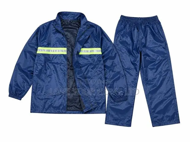 Raincoat Suit With Reflective Strip – Top & Down Rainwear · Photo 1