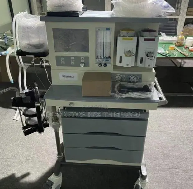 Anaesthesia Machine Double Vaporizer With Patient Monitor · Photo 1