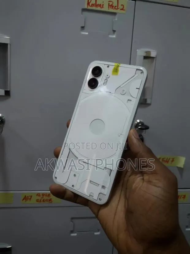New Nothing Phone 2 256 GB · Photo 1