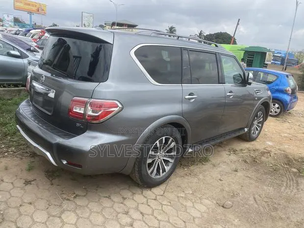 Nissan Armada 2018 Green · Photo 1