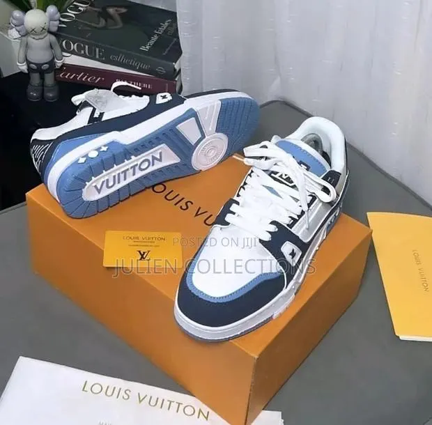 Louis Vuitton · Photo 1