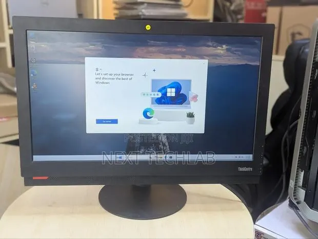 Lenovo ThinkCentre M810z AIO 16GB Intel Core I5 SSD 256GB · Photo 1