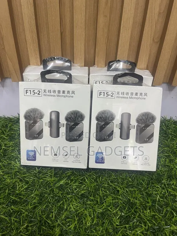 F15 Wireless Microphone, iPhone Type - C F15 Wireless Mic · Photo 1