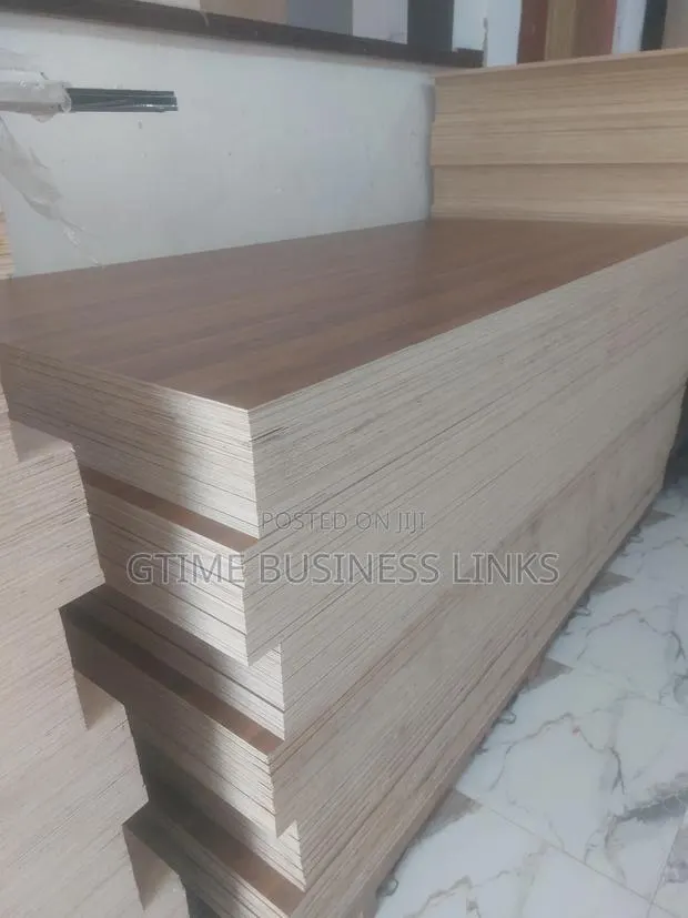 Laminated Plywood (High Gloss) · Photo 1