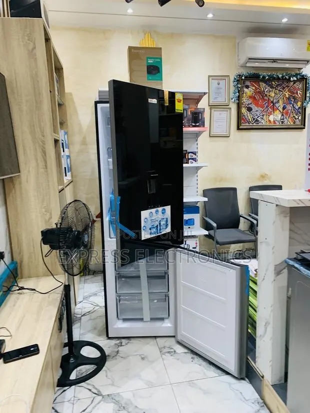 Long Lasting Effects Double Door Fridge Black Mirror Fridge 311l · Photo 1