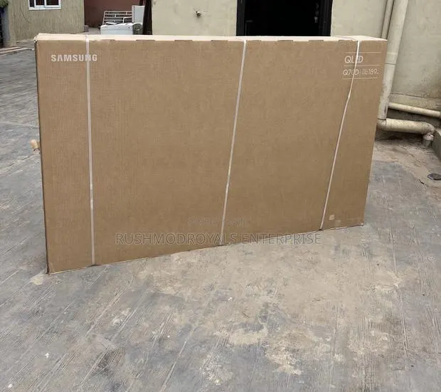 Samsung 75" Qled Q70d Smart TV · Photo 1
