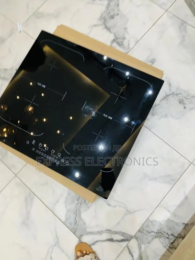 Lovely New Black 4burner Built in Electric Cooker 60cm Kenwood · Photo 1