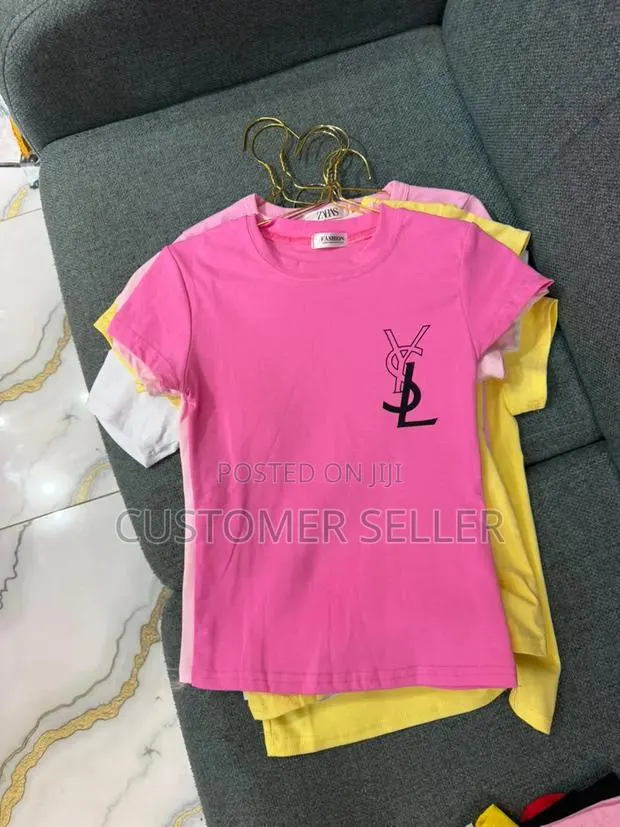 Ladies Crop Top · Photo 1