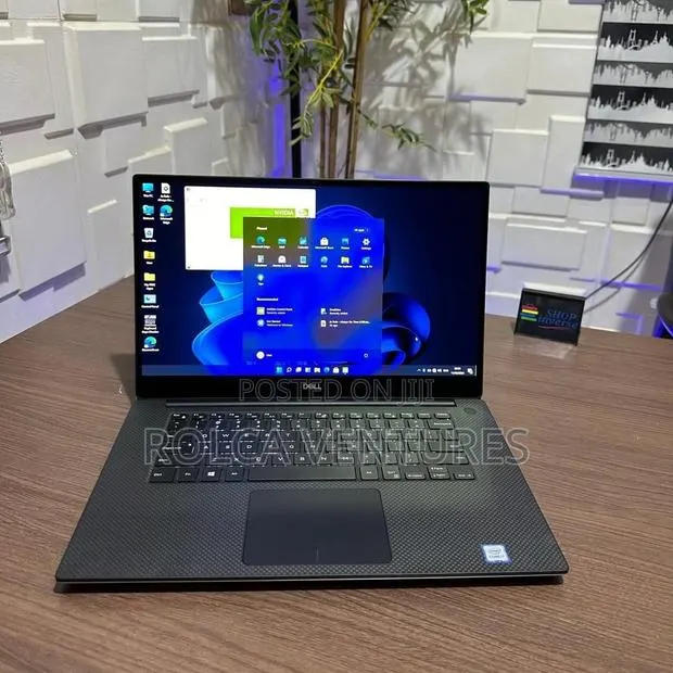 Laptop Dell XPS 15 (9560) 16GB Intel Core i7 SSD 256GB · Photo 1