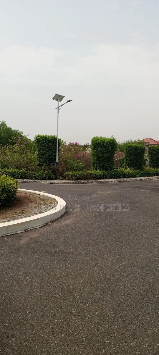 Land Title Land in a Gated Community · Photo 1