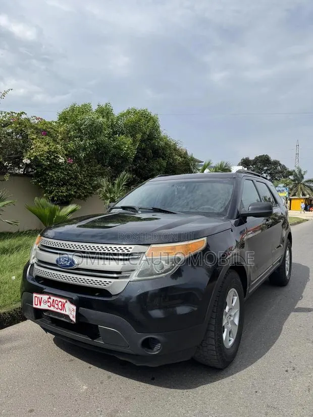 Ford Explorer Base 4dr FWD (3.5L 6cyl 6A) 2012 Black
