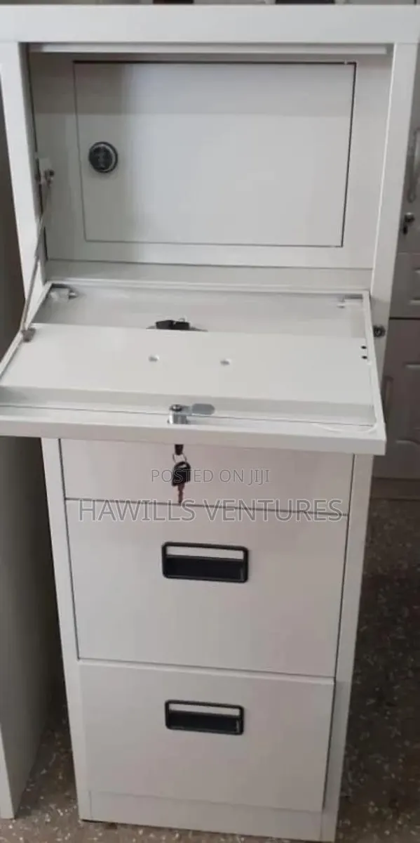 Fireproof File Cabinet With Safe · Photo 1