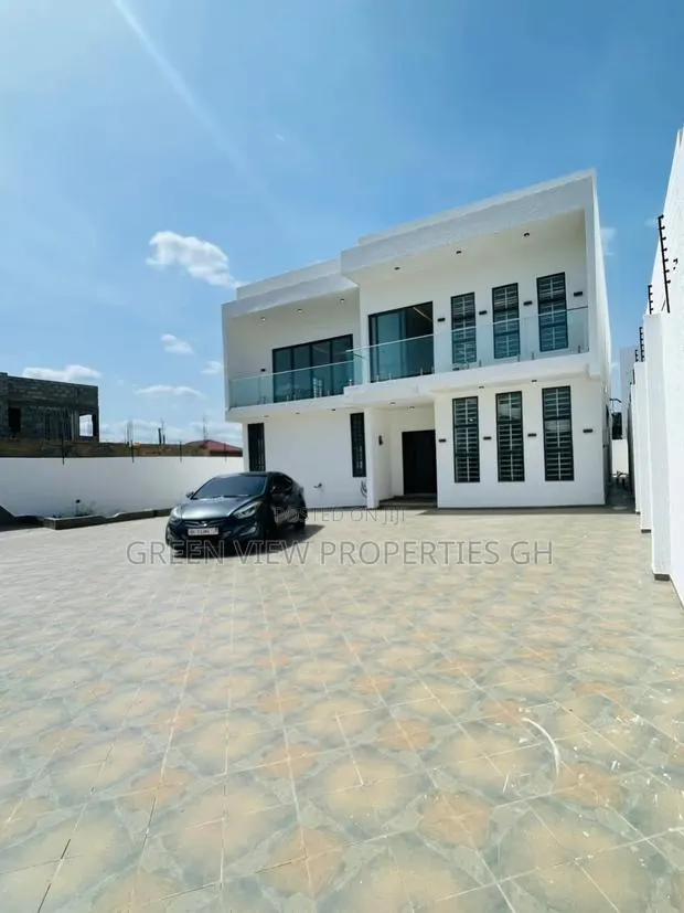 4bdrm Duplex in East Legon for sale · Photo 1