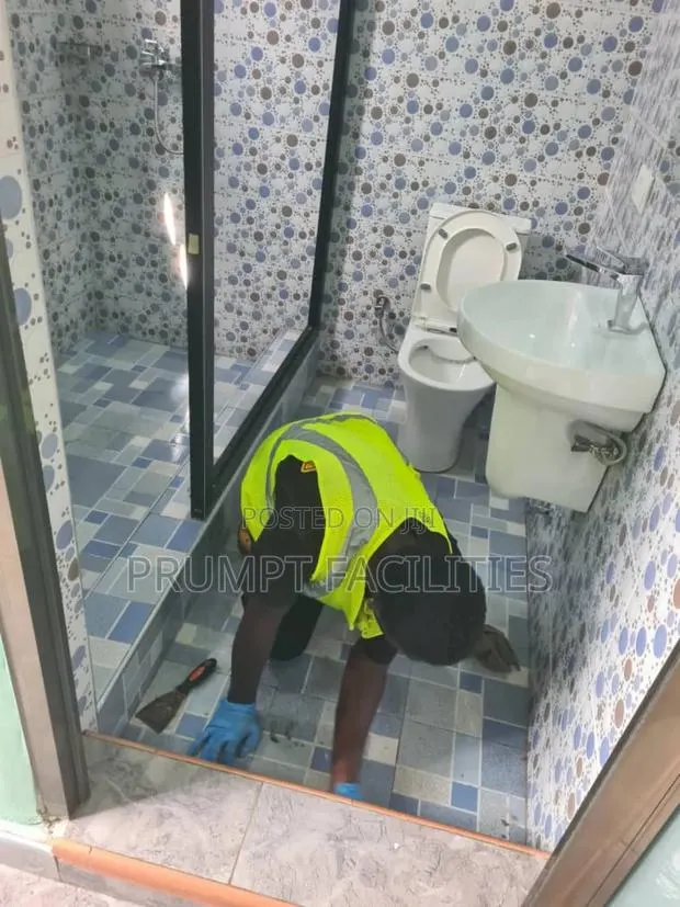 After Event or Party Cleaning · Photo 1