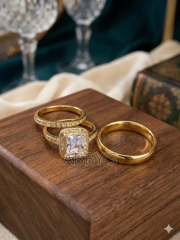 Premium Three Set Wedding Ring · Photo 1