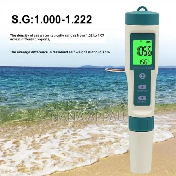 8-in-1 Multi-Parameter Water Quality Tester · Photo 3
