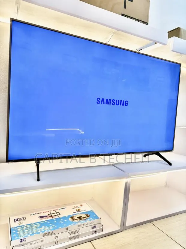 55inches Samsung Digital Satellite Uhd HDR Smart Tv · Photo 1
