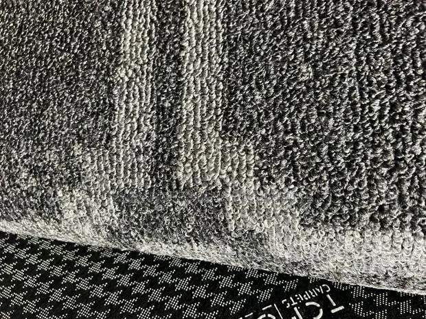 Soft Plain Gray With Design · Photo 1