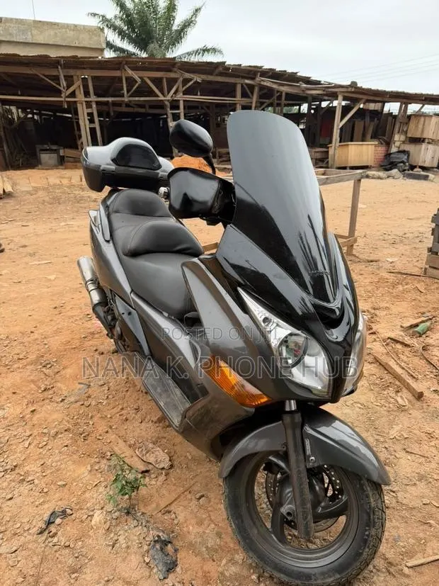 Honda Gold Wing 2012 Black · Photo 1