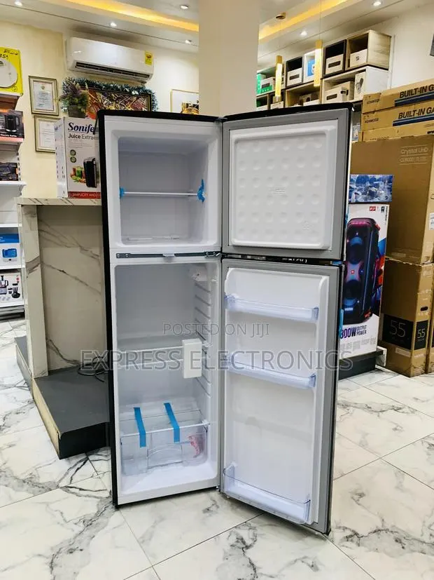 Easy to Clean Double Door Fridge Pearl Pf-262tix · Photo 1