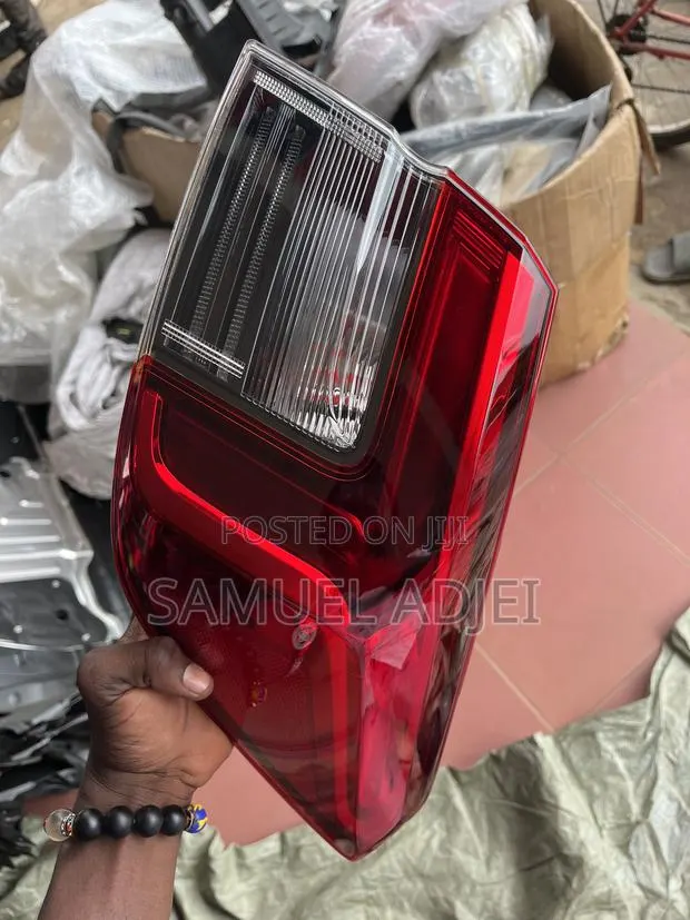 Honda Civic 2022 to 2025 Tail Light. · Photo 1