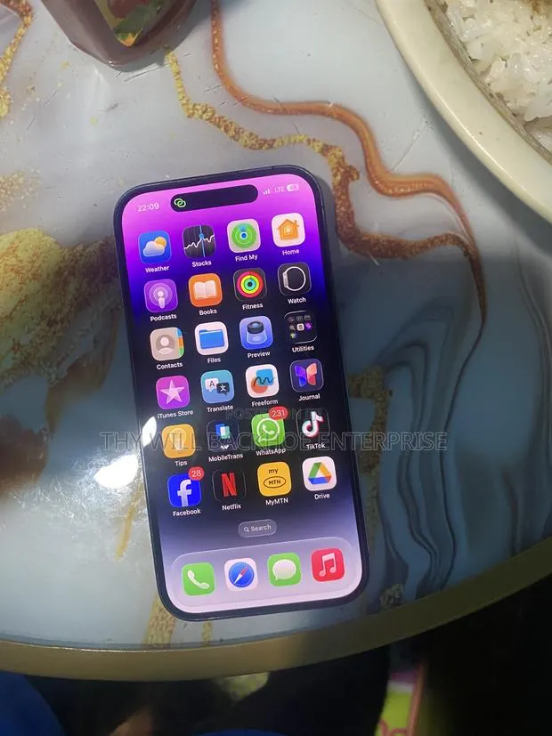 Apple iPhone 14 Pro 128 GB Purple · Photo 1