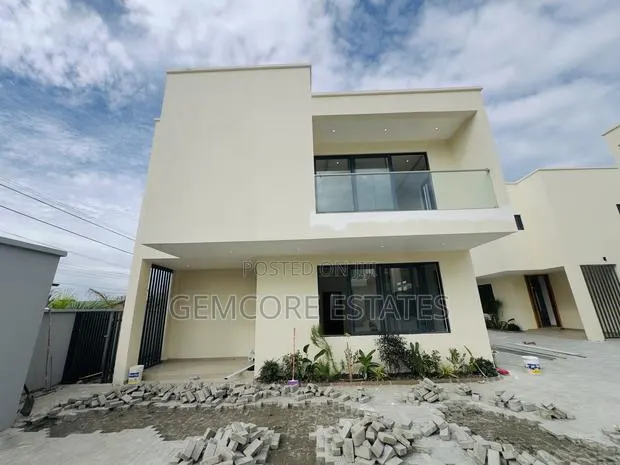 4bdrm Townhouse / Terrace in East Legon for rent · Photo 1