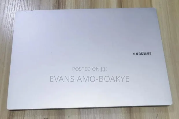 Laptop Samsung Galaxy Book 2 8GB Qualcomm Snapdragon X Plus SSD 256GB · Photo 1