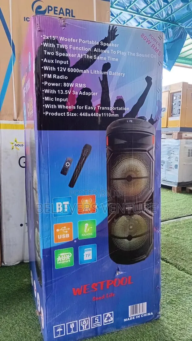 Westpool Party Woofer Speaker With Wheels and Radio · Photo 1