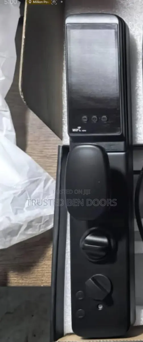 Tuya Wifi App Wireless Biometric Smart Door Lock With Face ID · Photo 1