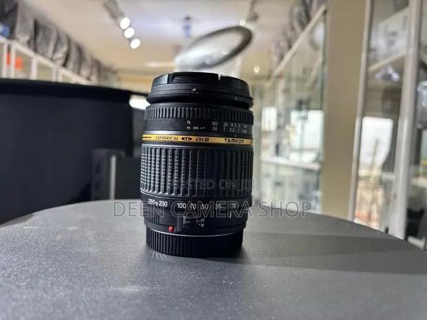 Canon 18-250mm · Photo 1