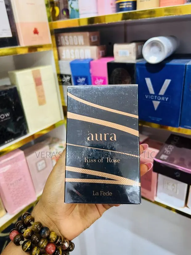 Aura Kiss Of Rose Perfume · Photo 1