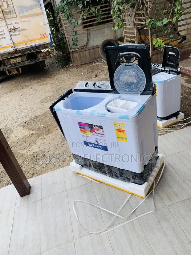 Limited Stock Pearl 11kg Twin-Tub Washing Machine in White and Black. · Photo 1