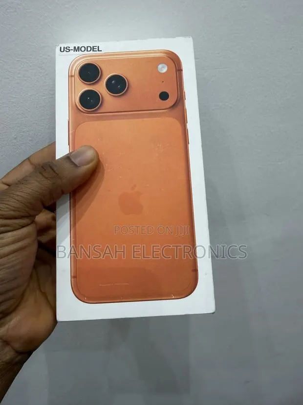 New Apple iPhone 17 Pro Max 256 GB Orange · Photo 1
