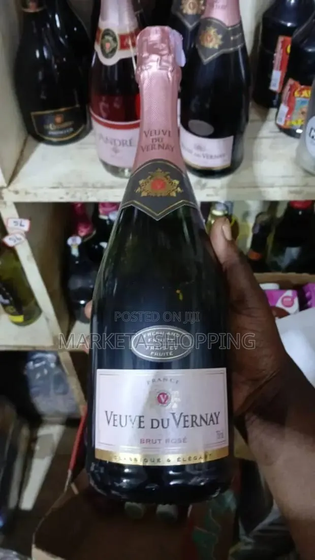 Veuve Du Vernay Champagne 750ml · Photo 1