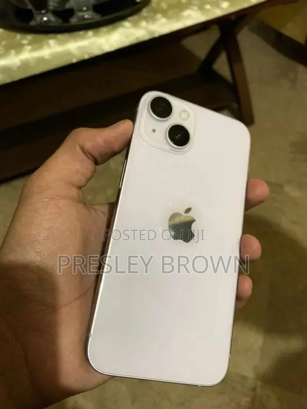Apple iPhone 14 128 GB White · Photo 1