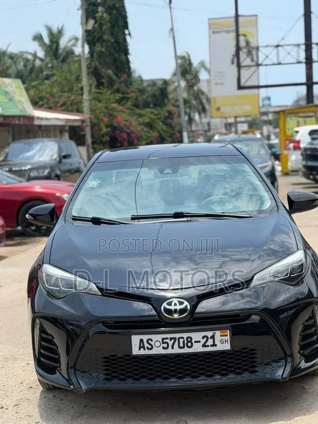 Toyota Corolla SE 4dr Sedan (1.8L 4cyl CVT) 2017 Black