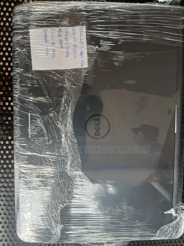 Laptop Dell Latitude 3340 4GB Intel Core i3 HDD 512GB · Photo 1