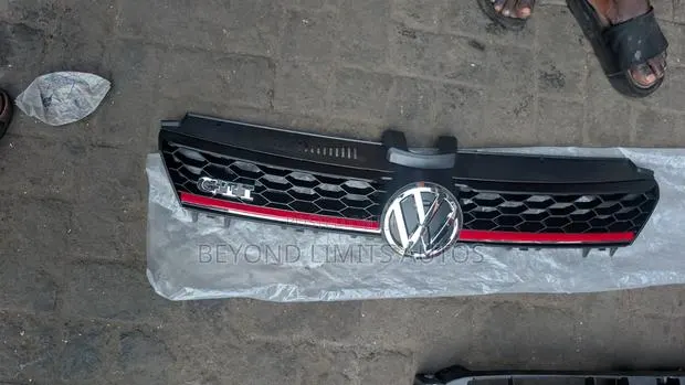 Volkswagen Golf 7 Top Grille Sport Type · Photo 1