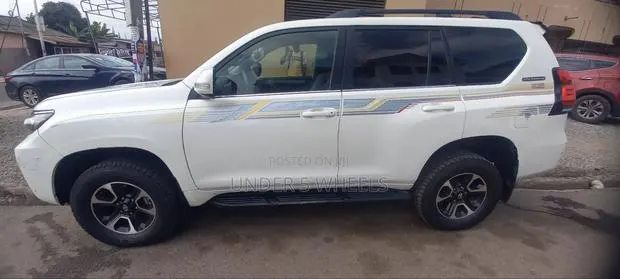Toyota Land Cruiser Prado 3.0 D-4D (190 Hp) 7 seats 2014 White · Photo 1