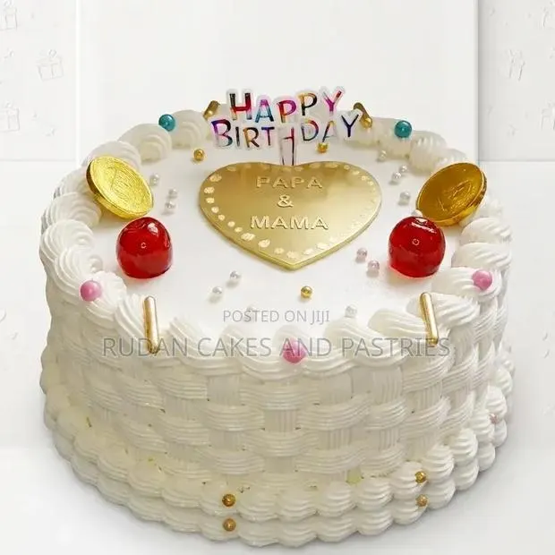 Elegant Customized Cake for Dad and Mum · Photo 1