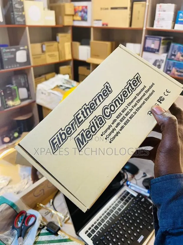 Fiber Media Converter Single Mode Gigabit A&B 100/1000 Up to 20KM · Photo 1