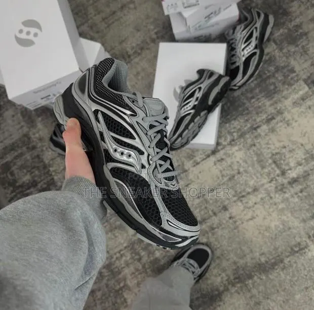 Saucony Progrid Omini 9 Available · Photo 1